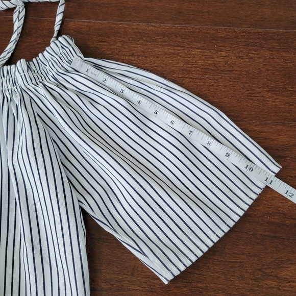 Blue Rain Off the Shoulder Flowy Striped Summer Top Women's Size S White & Blue - Picture 8 of 8